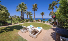 Luxury 5 bedroom house for sale in Kapparis