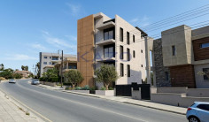 Modern 1-bed apartment, Agios Athanasios with city view 