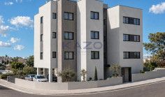 Modern 3-bed penthouse in Agios Athanasios with city views 