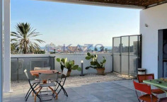 One bedroom apartment for rent in Old Town city center 