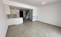 Modern 2-bed maisonette with pool in Agios Tychonas 