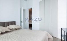 Seafront 2-bed apartment in Neapolis with panoramic views 