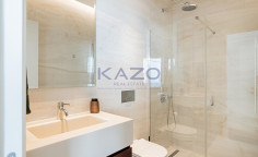 Seafront 2-bed apartment in Neapolis with panoramic views 