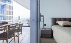 Seafront 2-bed apartment in Neapolis with panoramic views 