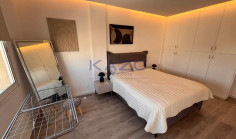 Renovated 2-bed top-floor apartment in Agios Nektarios 