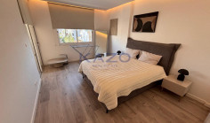 Renovated 2-bed top-floor apartment in Agios Nektarios 