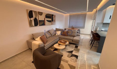 Renovated 2-bed top-floor apartment in Agios Nektarios 