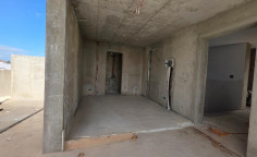 Spacious 4 bedroom apartment for sale in Engomi