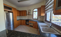 3 bedroom apartment to rent in Latsia