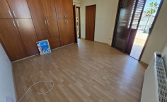 3 bedroom apartment to rent in Latsia