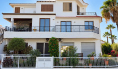 3 bedroom apartment to rent in Latsia