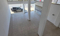 Commercial to rent in Palouriotissa