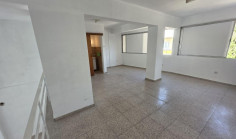 Commercial to rent in Palouriotissa