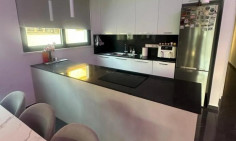 Three bed apartment to rent in Engomi