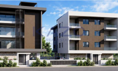 Top-floor 3-bed apartment with roof garden in Ypsonas with city views 