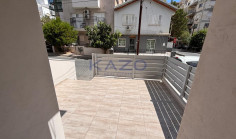 Modern renovated 2-bedroom apartment in Neapolis 