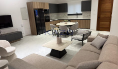 Modern 2-bed sea view maisonette, Agios Tychonas 