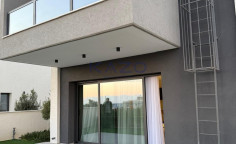 Modern 2-bed sea view maisonette, Agios Tychonas 