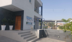 Spacious 4-bed villa in Palodeia with mountain views 