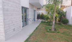 Spacious 4-bed villa in Palodeia with mountain views 