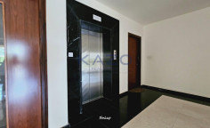 Stylish 2-bed penthouse in Agios Athanasios with city views 