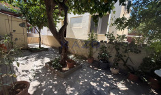 Spacious 2-bedroom bungalow in Kapsalos 