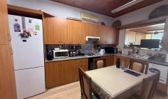 Spacious 2-bedroom bungalow in Kapsalos 