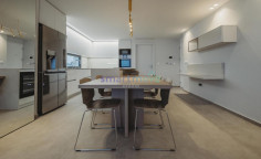 2 bedroom luxury sea view apartment for rent Limassol 