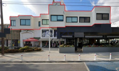 Expansive 882 m2 office in Linopetra near highway 