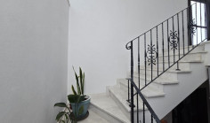 6 bedroom house for sale in Paralimni