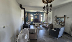 6 bedroom house for sale in Paralimni