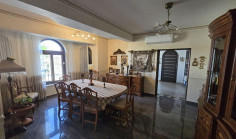 6 bedroom house for sale in Paralimni