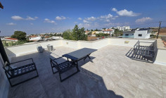 6 bedroom house for sale in Paralimni