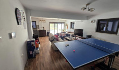 6 bedroom house for sale in Paralimni