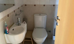 Large commercial for rent in Engomi