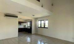 Large 4 bedroom house to rent in Engomi