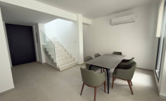 5 bedroom house to rent in Geri