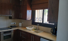 Charming 2-bed apartment in Mesa Geitonia with city views 
