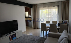 Charming 2-bed apartment in Mesa Geitonia with city views 