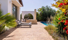 2 bedroom house to rent in Agia Thekla