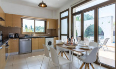 2 bedroom house to rent in Agia Thekla