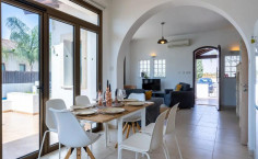 2 bedroom house to rent in Agia Thekla