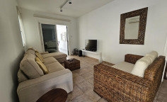 2 bedrooms house to rent in Kapparis