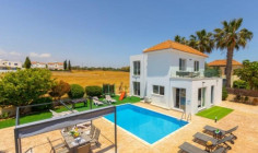 4 bed house for sale in Agia Thekla