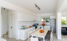 4 bed house for sale in Agia Thekla