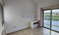 Elegant five bedroom house for rent in Paramytha 