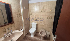 Furnished seafront 2-bed apartment in Neapolis 