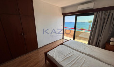 Furnished seafront 2-bed apartment in Neapolis 