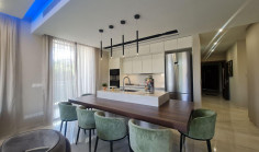 Luxury 3 bedrooms apartment for sale in Engomi