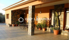 2 bedroom house for sale in Lythrodontas